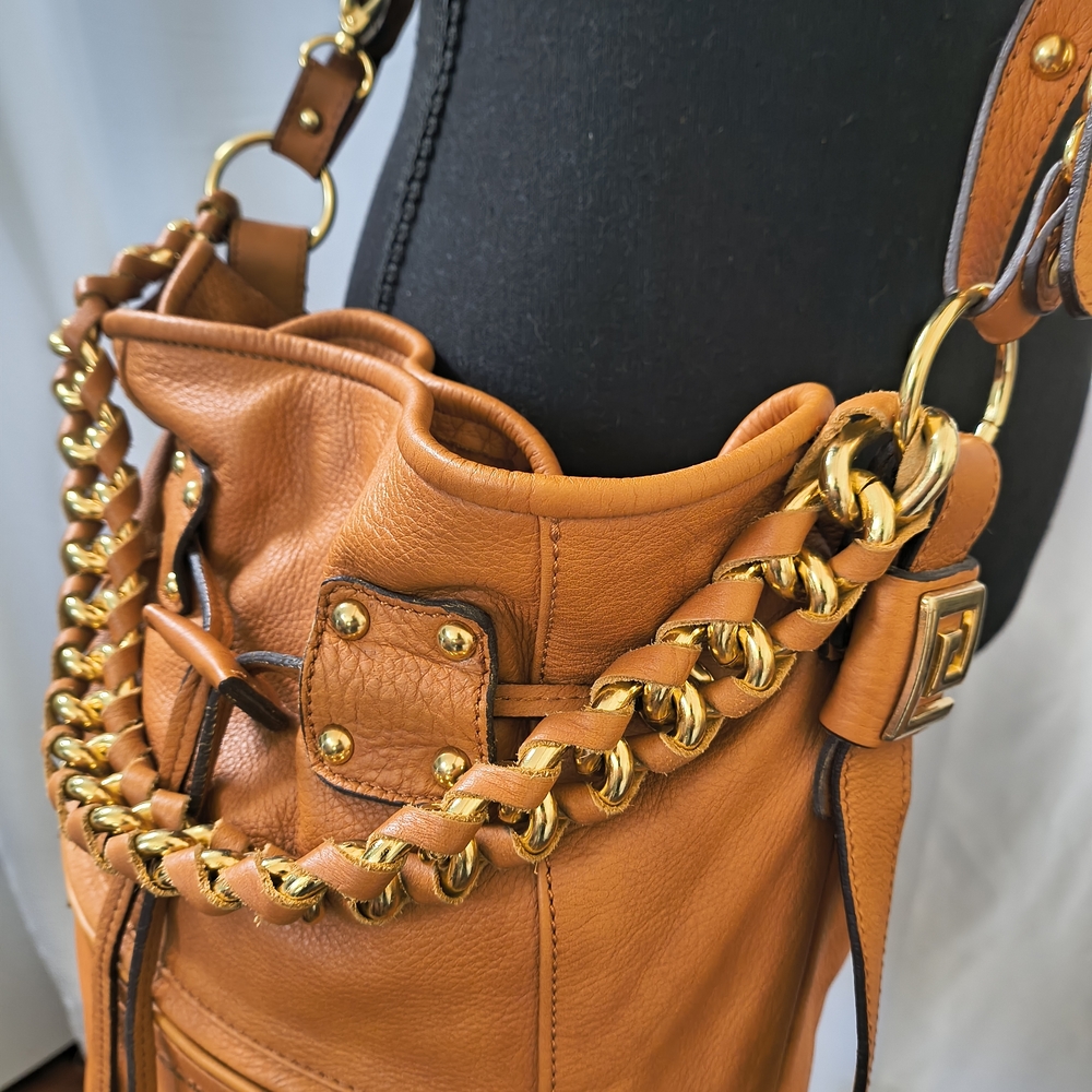 Gorgeous DIMONI LEATHER HOBO BAG💞💫